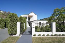 114 McCormacks Bay Road, Redcliffs, Christchur­ch City, Canterbury, 8081, New Zealand