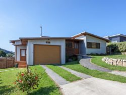 109 Te Tutu Street, Whangamata­, Thames-Cor­omandel, Waikato, 3691, New Zealand