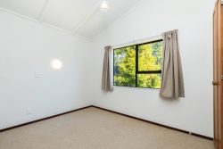 2/123 Spinella Drive, Glenfield, North Shore City, Auckland, 0629, New Zealand