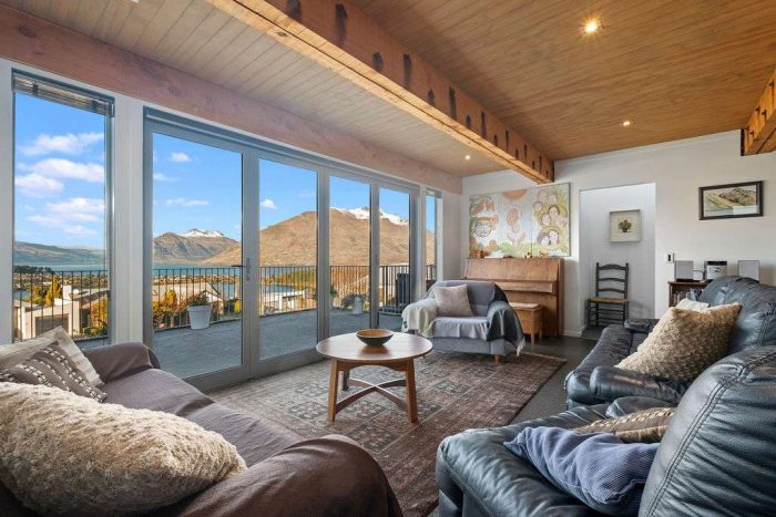 1A Peregrine Place, Town Centre, Queenstown­-Lakes, Otago, 9300, New Zealand