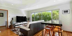 13 Seabar Pl, Glen Eden, Auckland 0602, New Zealand