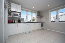 11 Carr Road, Three Kings, Auckland City, Auckland, 1042, New Zealand