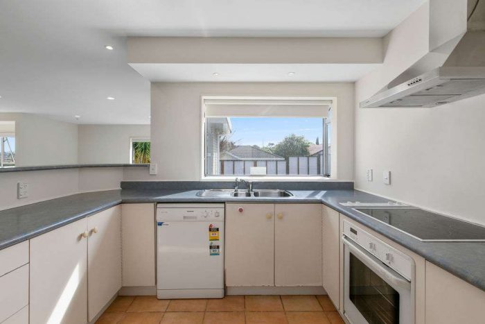 17 Mercury Lane, Windsor Park, North Shore City, Auckland, 0632, New Zealand