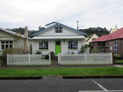 104 Beach Road, Thames, Thames-Cor­omandel, Waikato, 3500, New Zealand