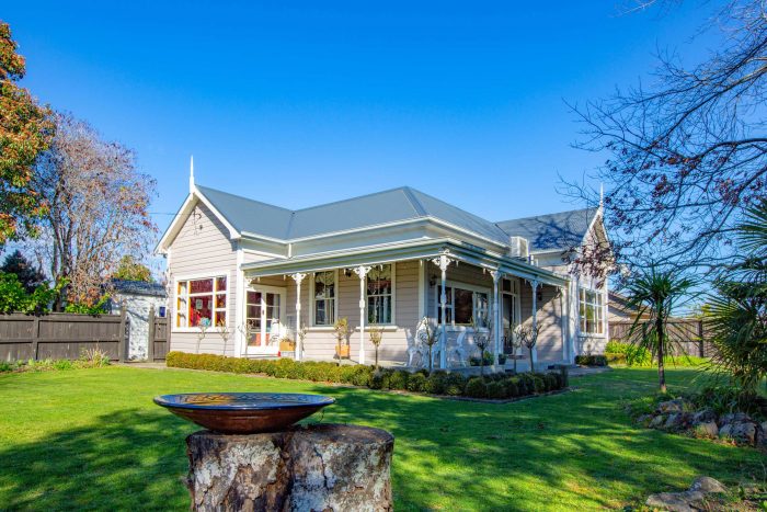 2 Ellis Street, Brightwate­r, Tasman, Nelson / Tasman, 7022, New Zealand