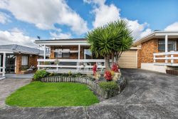 3/6 Wood Street, Papakura, Auckland, 2110, New Zealand