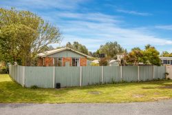 30 Chamberlai­n Avenue, Amberley Beach, Hurunui, Canterbury, 7481, New Zealand