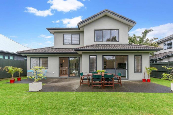 21 Corsica Way, Karaka Harboursid­e, Franklin, Auckland, 2580, New Zealand