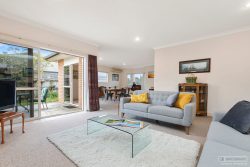 18 Wairakei Avenue, Papamoa Beach, Tauranga, Bay Of Plenty, 3118, New Zealand