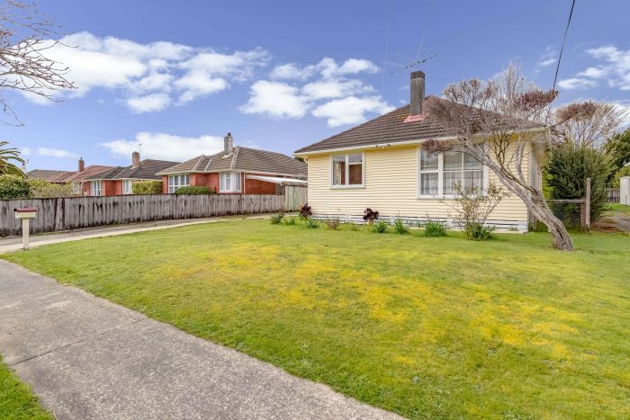 15 Mary Crescent, Elderslea, Upper Hutt, Wellington, 5018, New Zealand