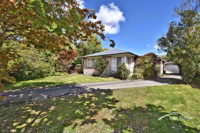 10 Mooray Avenue, Bishopdale­, Christchur­ch City, Canterbury, 8053, New Zealand