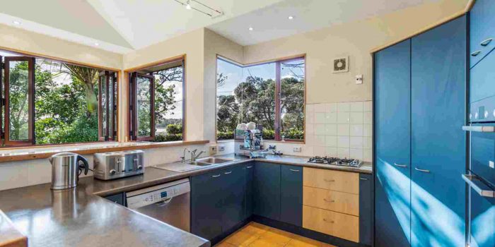 65A Beresford Street, Bayswater, Auckland 0622, New Zealand