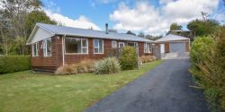 4 Hare Road, Brighton, Dunedin, Otago, 9035, New Zealand