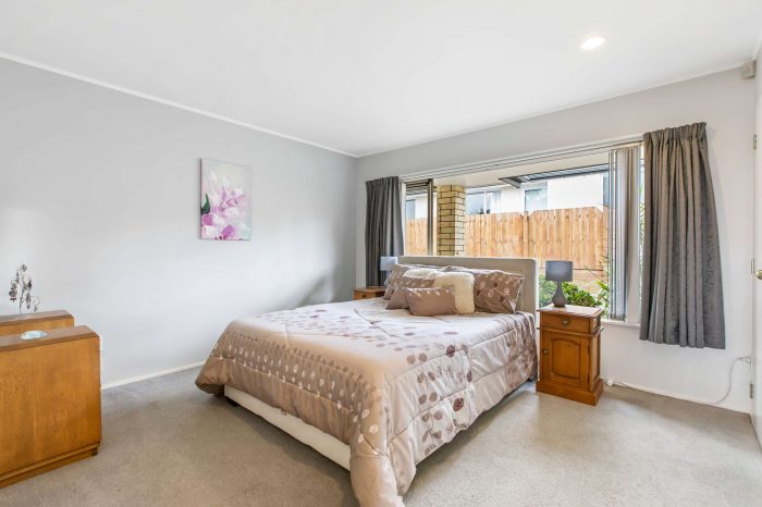 2/19 Stratford Road, Alfriston, Manukau City, Auckland, 2105, New Zealand