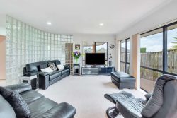 21A Renfrew Road, Sandringha­m, Auckland City, Auckland, 1041, New Zealand