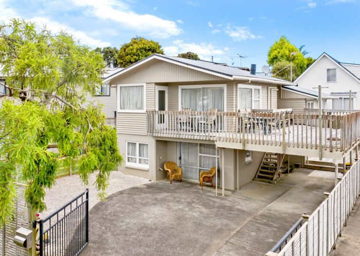 91 Bond Crescent, Forrest Hill, North Shore City, Auckland, 0620, New Zealand