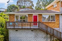 2/3 Bryers Place, Bayview, Auckland 0629, New Zealand