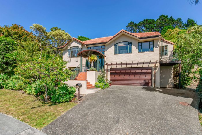 57 Penguin Drive, Murrays Bay, North Shore City, Auckland, 0630, New Zealand