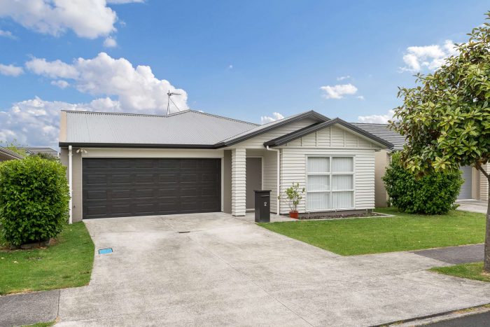 12 Popokatea Drive, Takanini, Papakura, Auckland, 2112, New Zealand