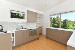 1102a Whangapara­oa Rd, Tindalls Beach, Rodney, Auckland, 0930, New Zealand