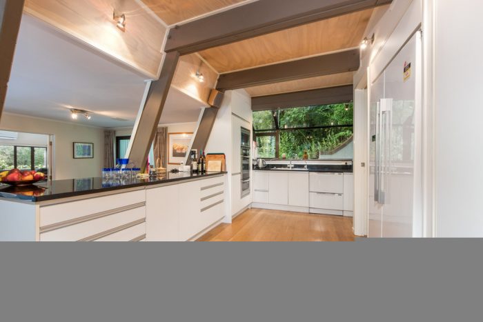 75 Park Hill Road, Birkenhead, Auckland 0626, New Zealand