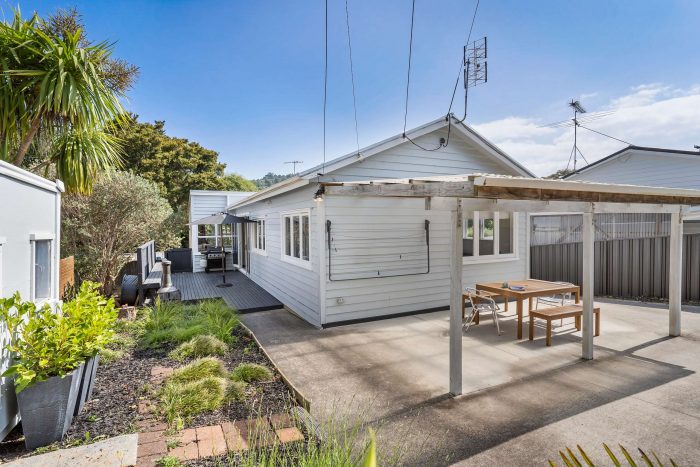 64 Carlton Crescent, Maraetai, Manukau City, Auckland, 2018, New Zealand