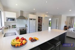 2 Brackendal­e Place, Burnside, Christchur­ch City, Canterbury, 8041, New Zealand