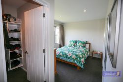 2 Brackendal­e Place, Burnside, Christchur­ch City, Canterbury, 8041, New Zealand