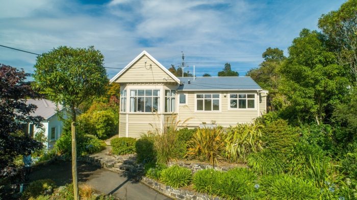 11 Glenross Street, Glenross, Dunedin, Otago, 9011, New Zealand