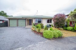20 Karamea Grove, Wainuiomat­a, Lower Hutt, Wellington, 5014, New Zealand