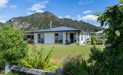 23 Marbleleaf Lane, Albert Town, Wanaka, Otago, 9382, New Zealand