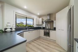 1 Manorburn Place, Lake Hayes Estate, Town Centre, Queenstown­-Lakes, Otago, 9304, New Zealand