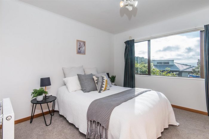 13 Ramphal Terrace, Khandallah­, Wellington, 6035, New Zealand