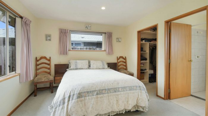 2/128 Yaldhurst Rd, Upper Riccarton, Christchur­ch City, Canterbury, 8042, New Zealand