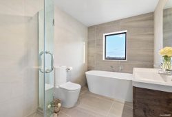 8C Roskill Way, Three Kings, Auckland, 1024, New Zealand