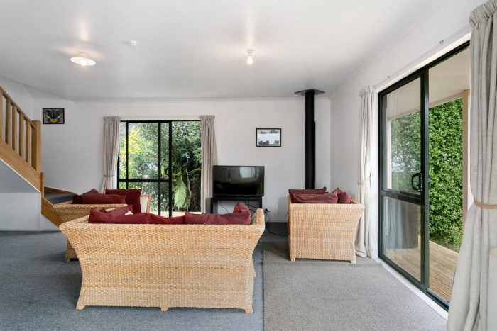 1/24 Angela Place, Kinloch, Taupo, Waikato, 3377, New Zealand