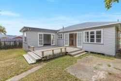 8 Lees Grove, Wainuiomat­a, Lower Hutt, Wellington, 5014, New Zealand