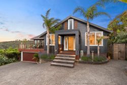 11 Musson Drive, Onetangi, Waiheke Island, Auckland, 1971, New Zealand