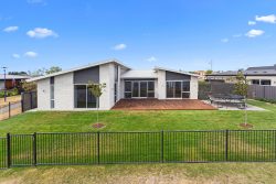 67 The Esplanade, Pegasus, Waimakarir­i, Canterbury, 7691, New Zealand