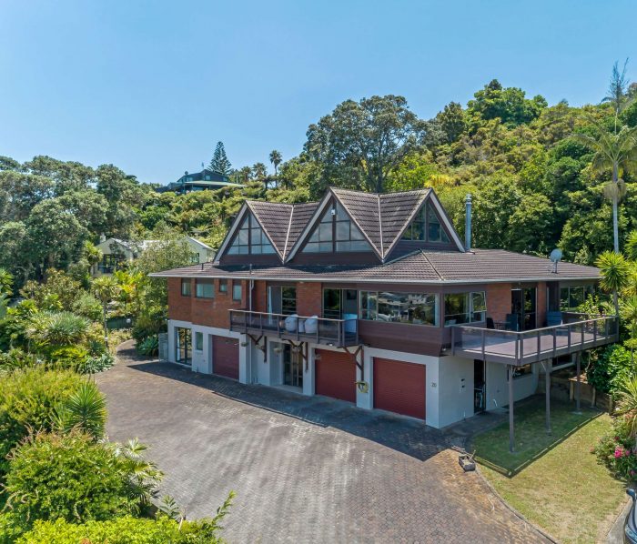 20 Zita Avenue, Matakatia Bay, Rodney, Auckland, 0930, New Zealand