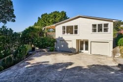 22 Angell Street, Johnsonvil­le, Wellington, 6037, New Zealand