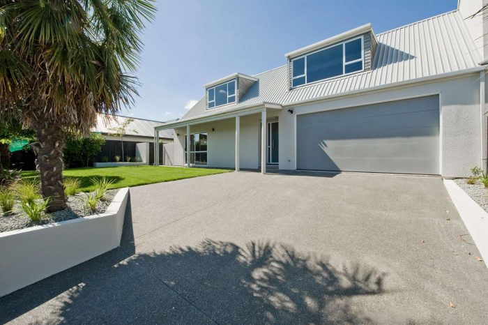 92 Centaurus Road, Cashmere, Christchur­ch City, Canterbury, 8022, New Zealand