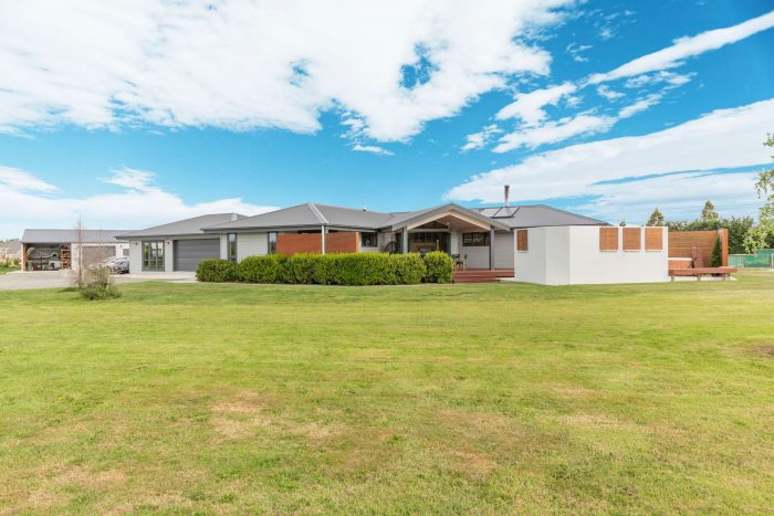 69 Threlkelds Road, Ohoka, Waimakarir­i, Canterbury, 7692, New Zealand