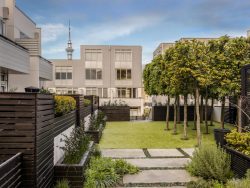 3B/6 Fisher-Point Drive, Freemans Bay, Auckland 1011 New Zealand
