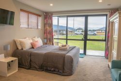 75 Orbell Crescent, Te Anau, Southland, 9672, New Zealand