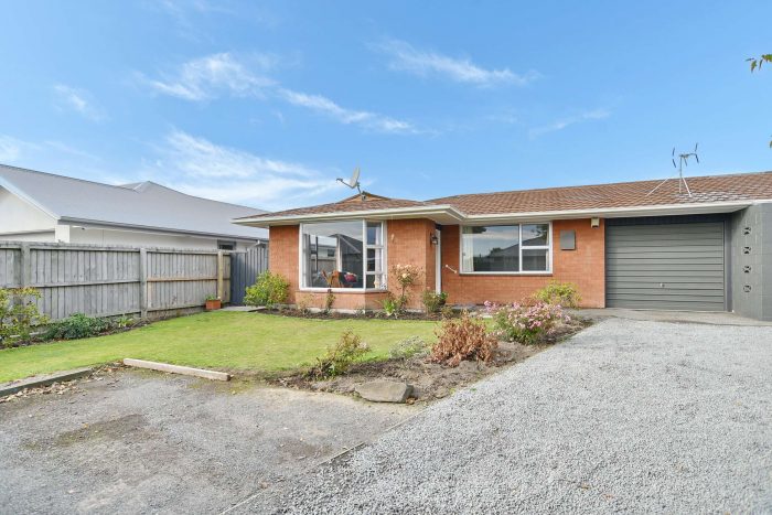 2/296B Wairakei Road, Bryndwr, Christchurch City, Canterbury, 8053, New Zealand