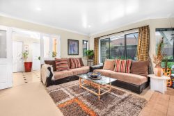 3 Mark Edgar Place, Clendon Park, Auckland 2103, New Zealand