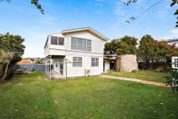 25 Snells Beach Road, Snells Beach, Rodney, Auckland, 0920, New Zealand