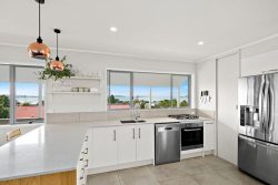 25 Snells Beach Road, Snells Beach, Rodney, Auckland, 0920, New Zealand