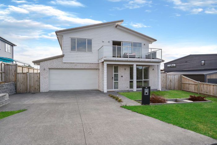 13 Thistle Close, Beachlands, Manukau City, Auckland, 2018, New Zealand